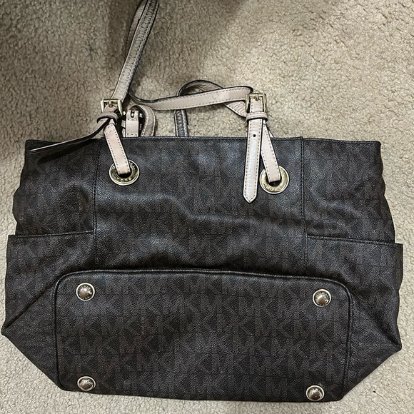 Michael kors Tote - Picture 1 of 9